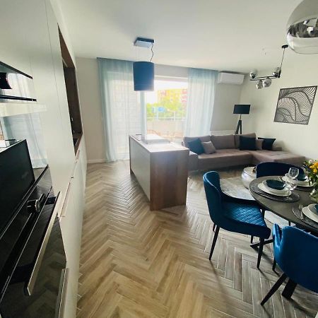 Apartment Gradus Dunajská Streda Esterno foto